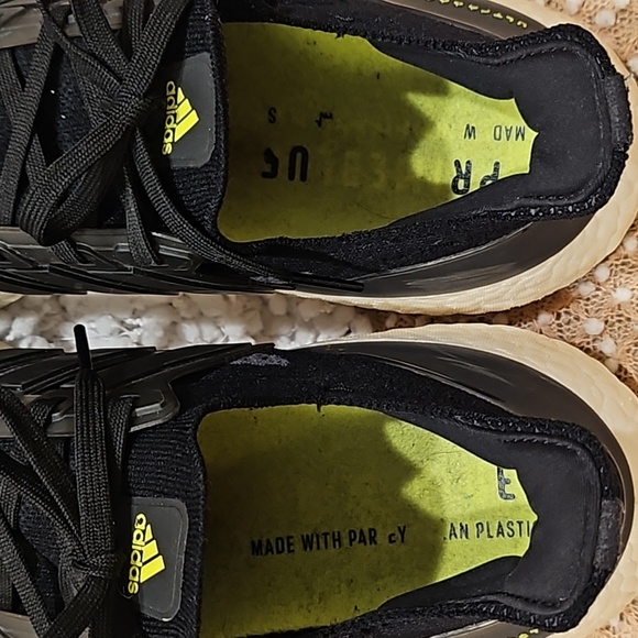 Adidas Ultraboost Sneakers - Picture 9 of 16